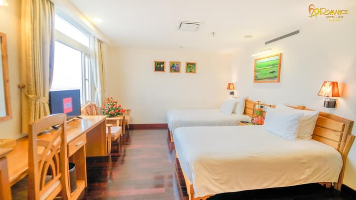 Romance Hotel