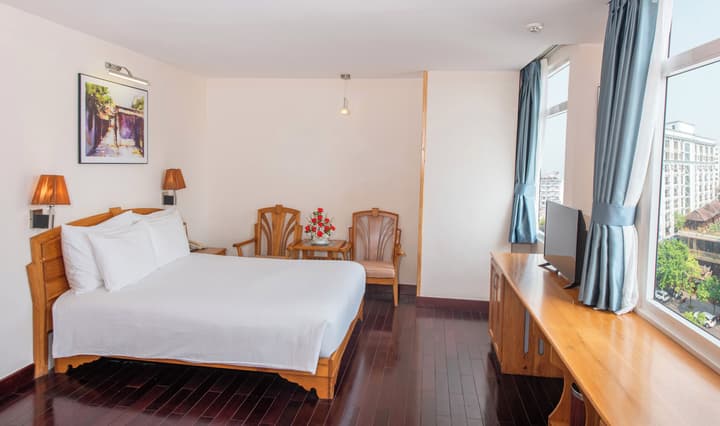 Romance Hotel