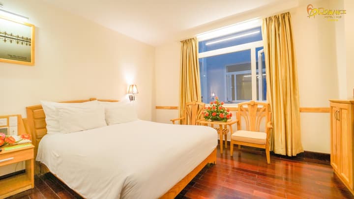Romance Hotel