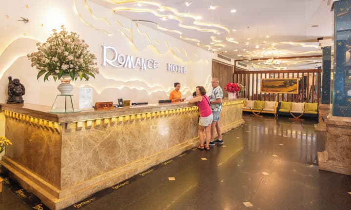 Romance Hotel