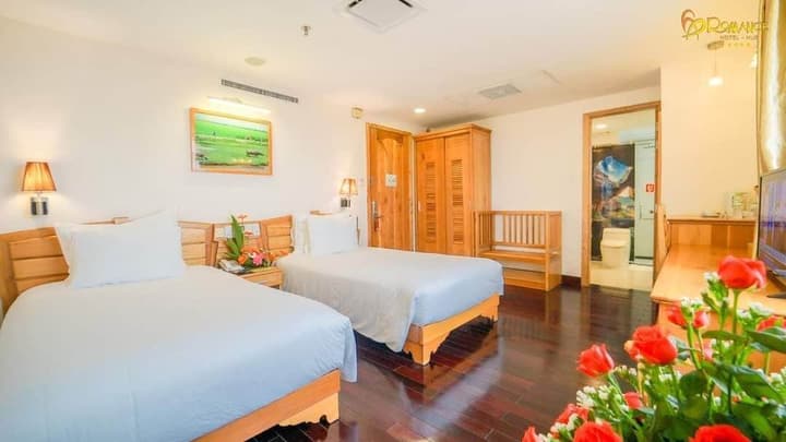 Romance Hotel