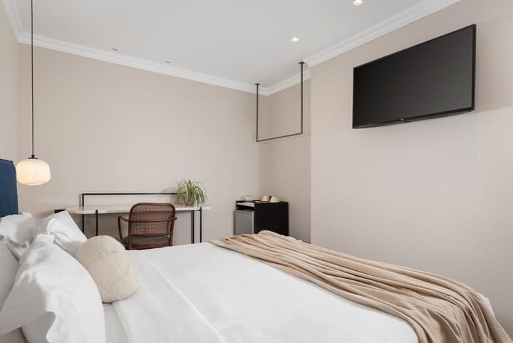 Civitas Suites Hotel