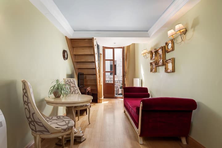 Civitas Suites Hotel