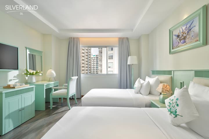 Silverland Sil Hotel