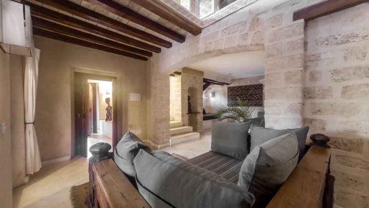 The Charming Lonno Lodge