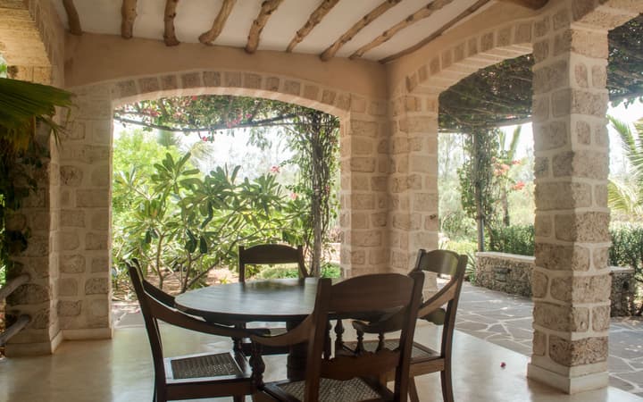 The Charming Lonno Lodge