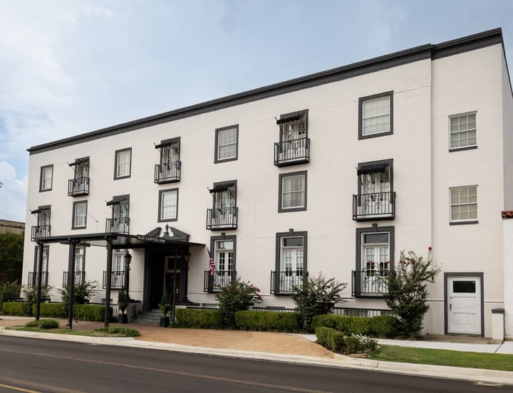 Old Capitol Inn