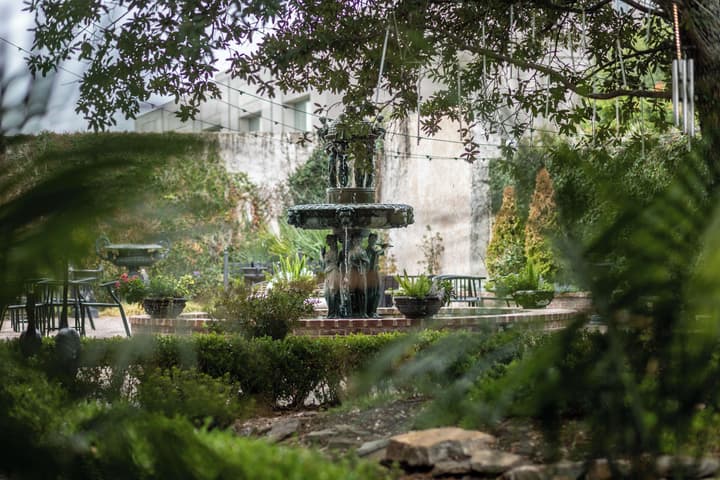 Old Capitol Inn