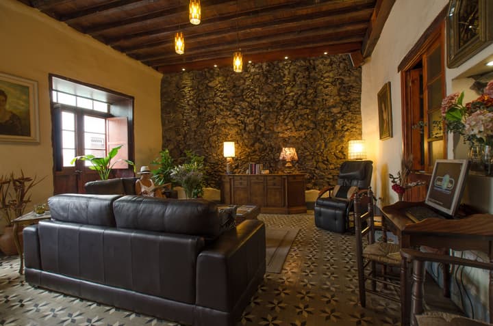 Garahotel