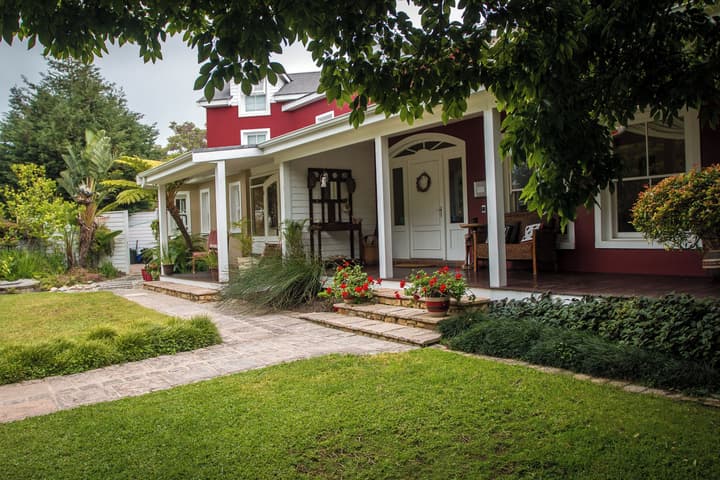 African Breeze Guest House