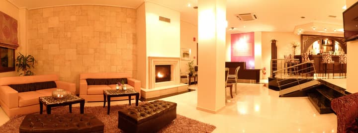 Meteoritis Hotel