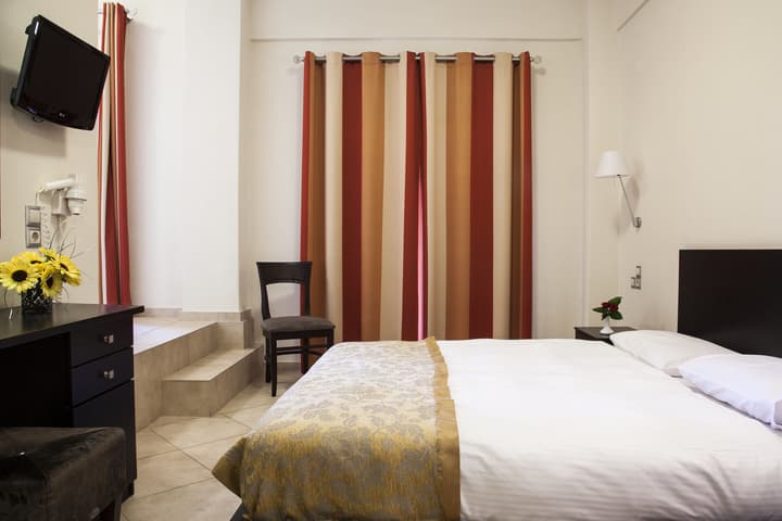 Meteoritis Hotel