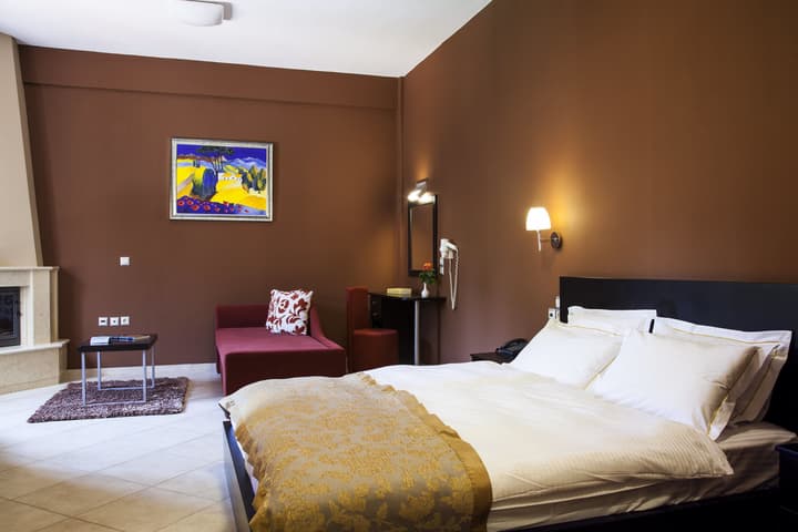 Meteoritis Hotel