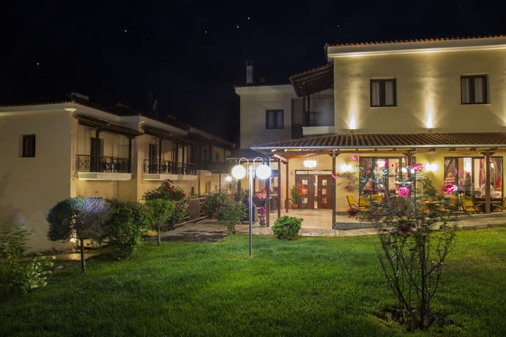 Meteoritis Hotel