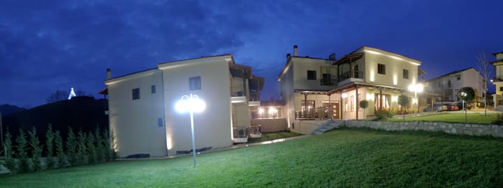 Meteoritis Hotel
