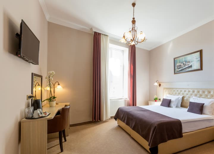 Belgrade City Hotel