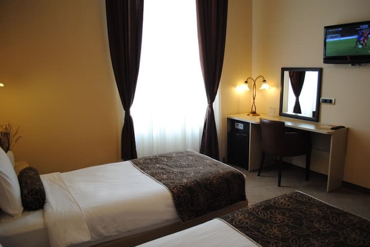 Belgrade City Hotel