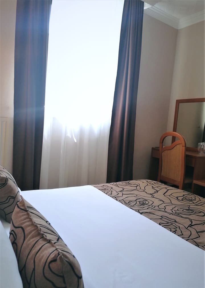 Belgrade City Hotel