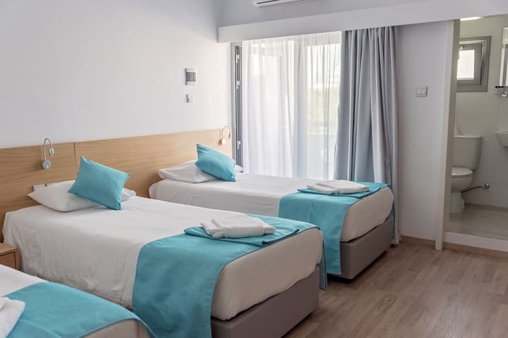 Pyramos Hotel