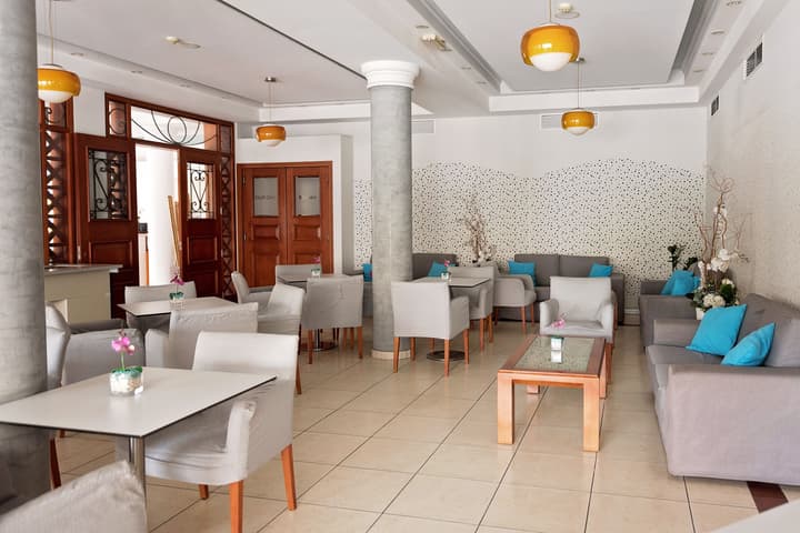 Pyramos Hotel