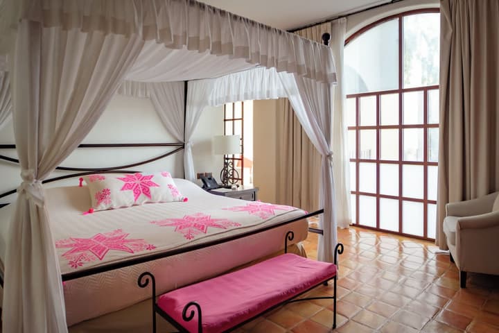 Guaycura Boutique Hotel Beach Club & Spa