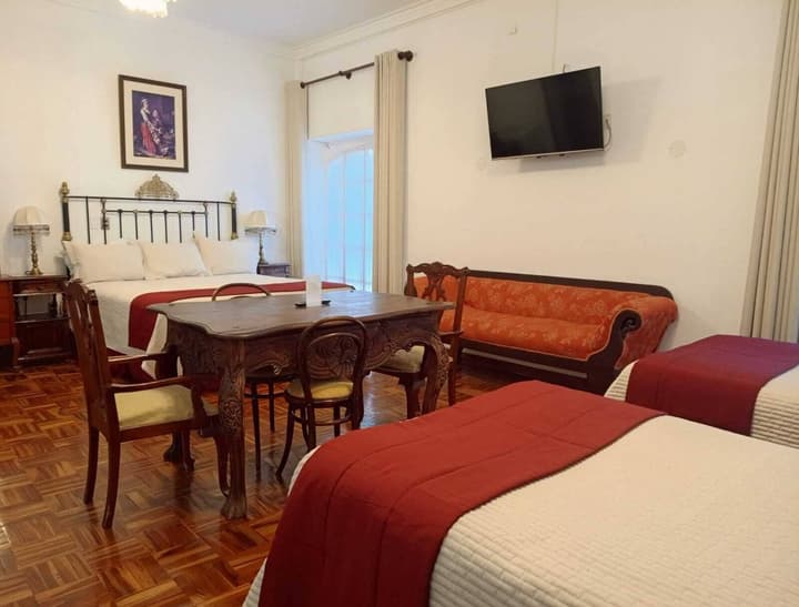 Hotel de Su Merced