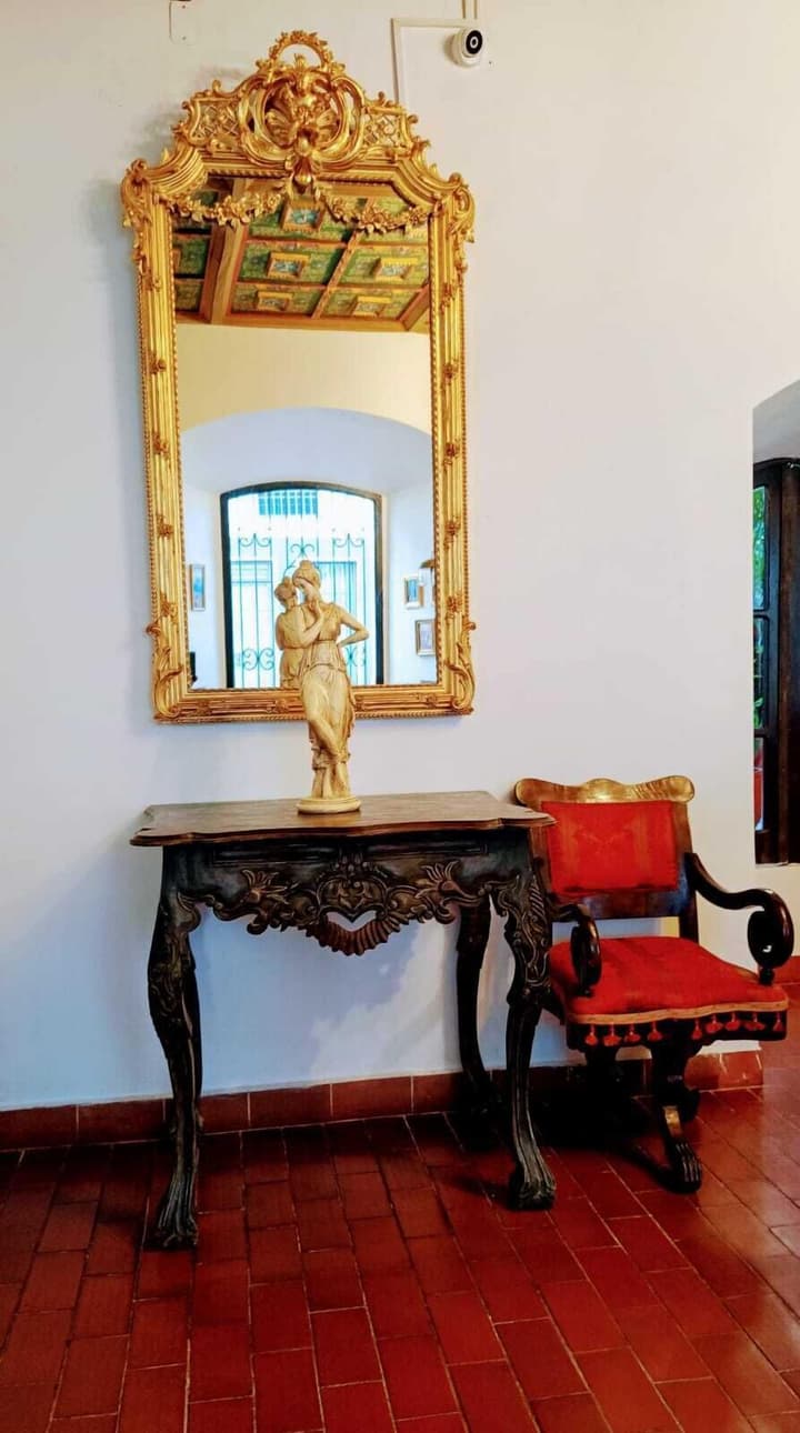 Hotel de Su Merced