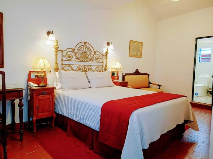 Hotel de Su Merced
