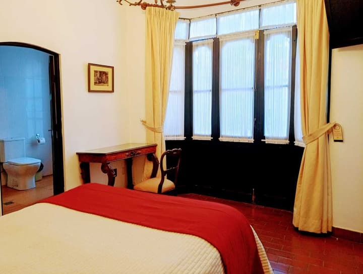 Hotel de Su Merced