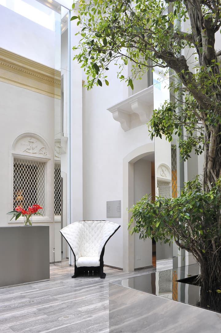 Romano House