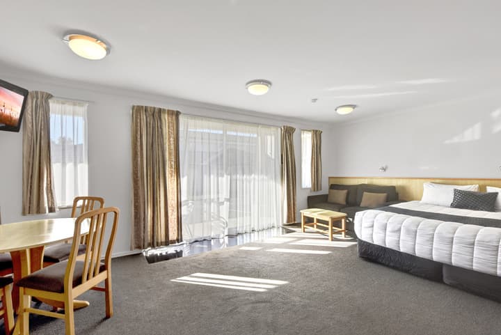 The Hotel Nelson