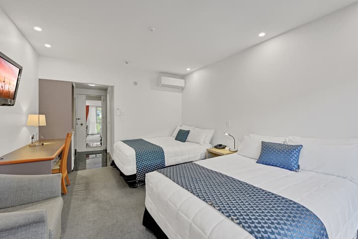 The Hotel Nelson