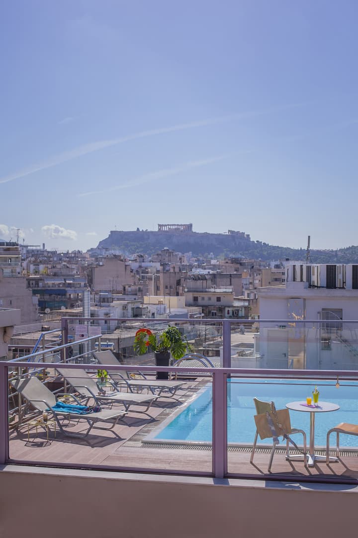 Novus City Hotel