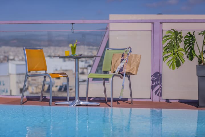 Novus City Hotel