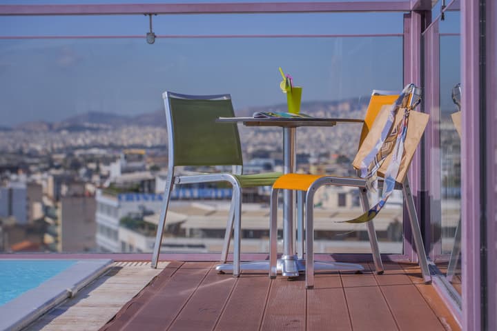 Novus City Hotel