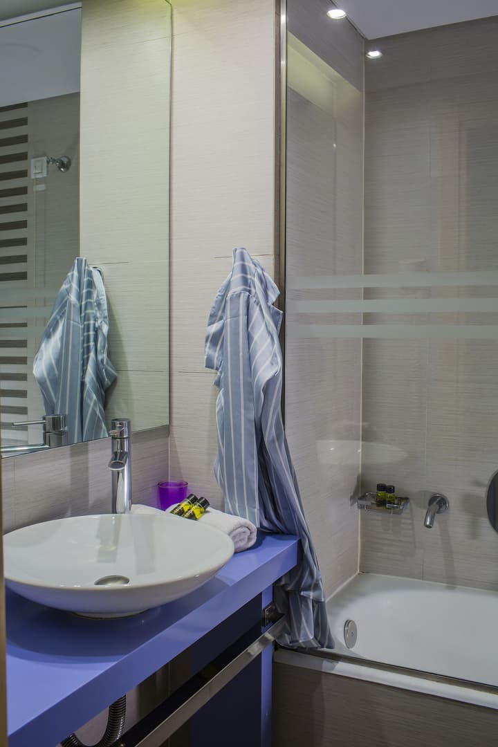 Novus City Hotel