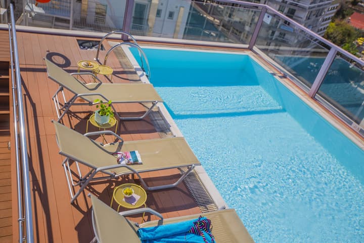 Novus City Hotel