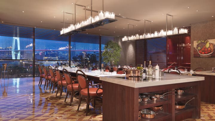 InterContinental Shanghai Expo by IHG