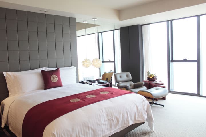 InterContinental Shanghai Expo by IHG
