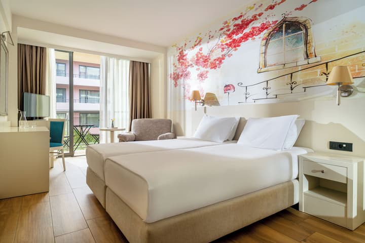 Iberostar Waves Bellevue