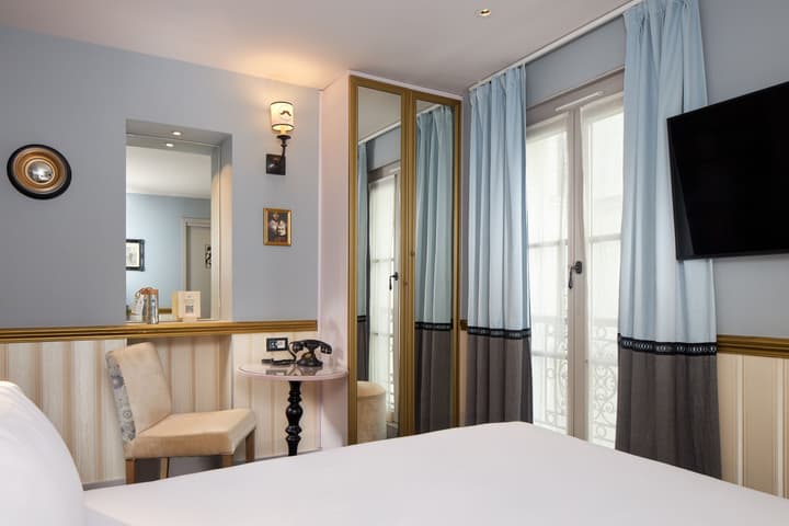 Les Plumes Hôtel Paris