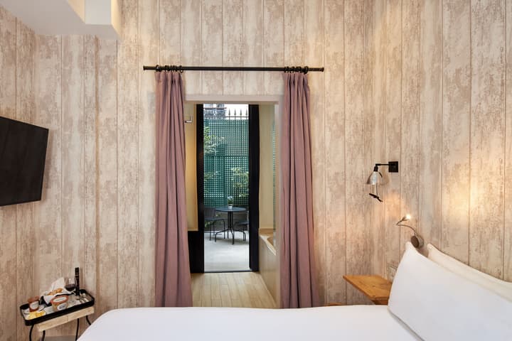 Les Plumes Hôtel Paris