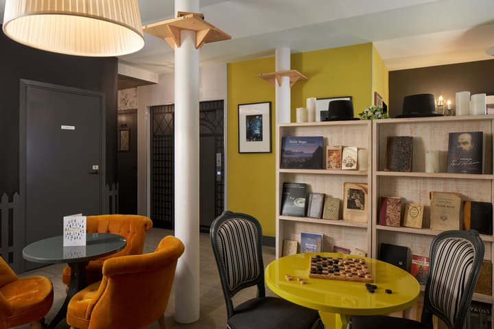 Les Plumes Hôtel Paris