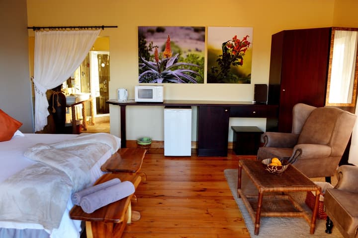 Addo Dung Beetle Guest Farm