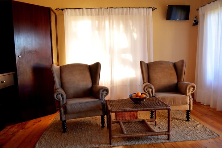 Addo Dung Beetle Guest Farm