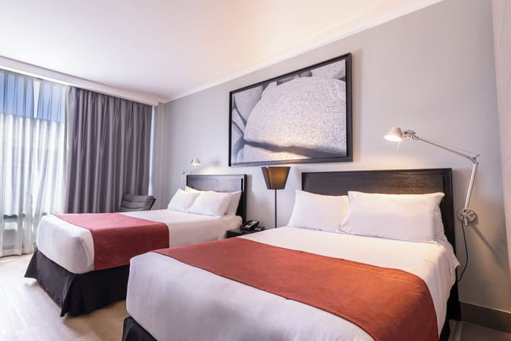 Wyndham Santiago Pettra