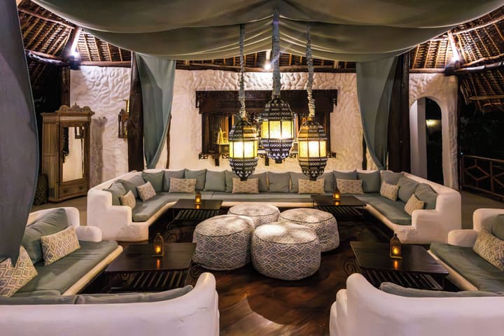 Breezes Beach Club & Spa – Half Board