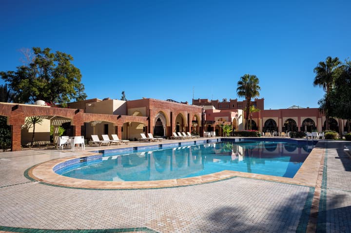 Hotel Karam Palace