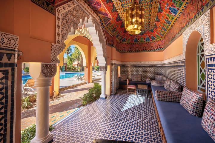 Hotel Karam Palace