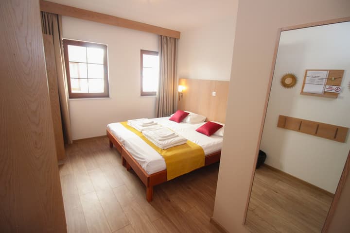 "VILLA DENY" Boutique HOTEL - parking